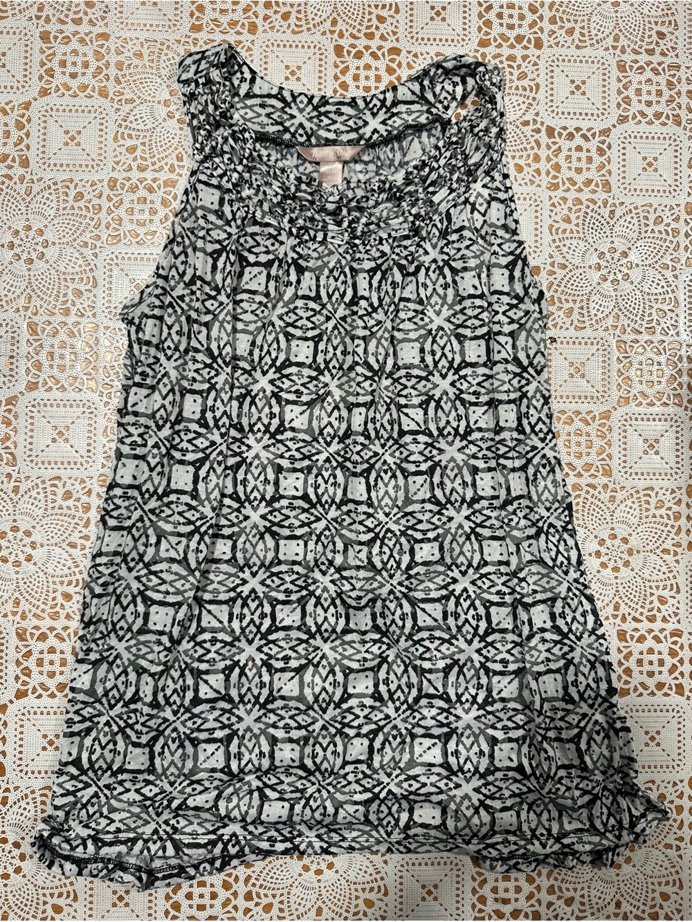 White Stag Sleeveless Geometric Print Blouse Women’s Large 12/14